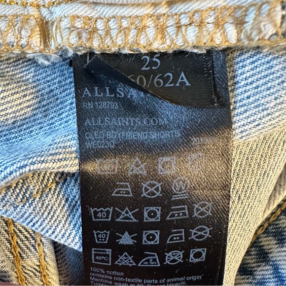 All Saints Cleo Boyfriend Shorts in Ice Blue Light Wash Distressed size 25 - Picture 12 of 13